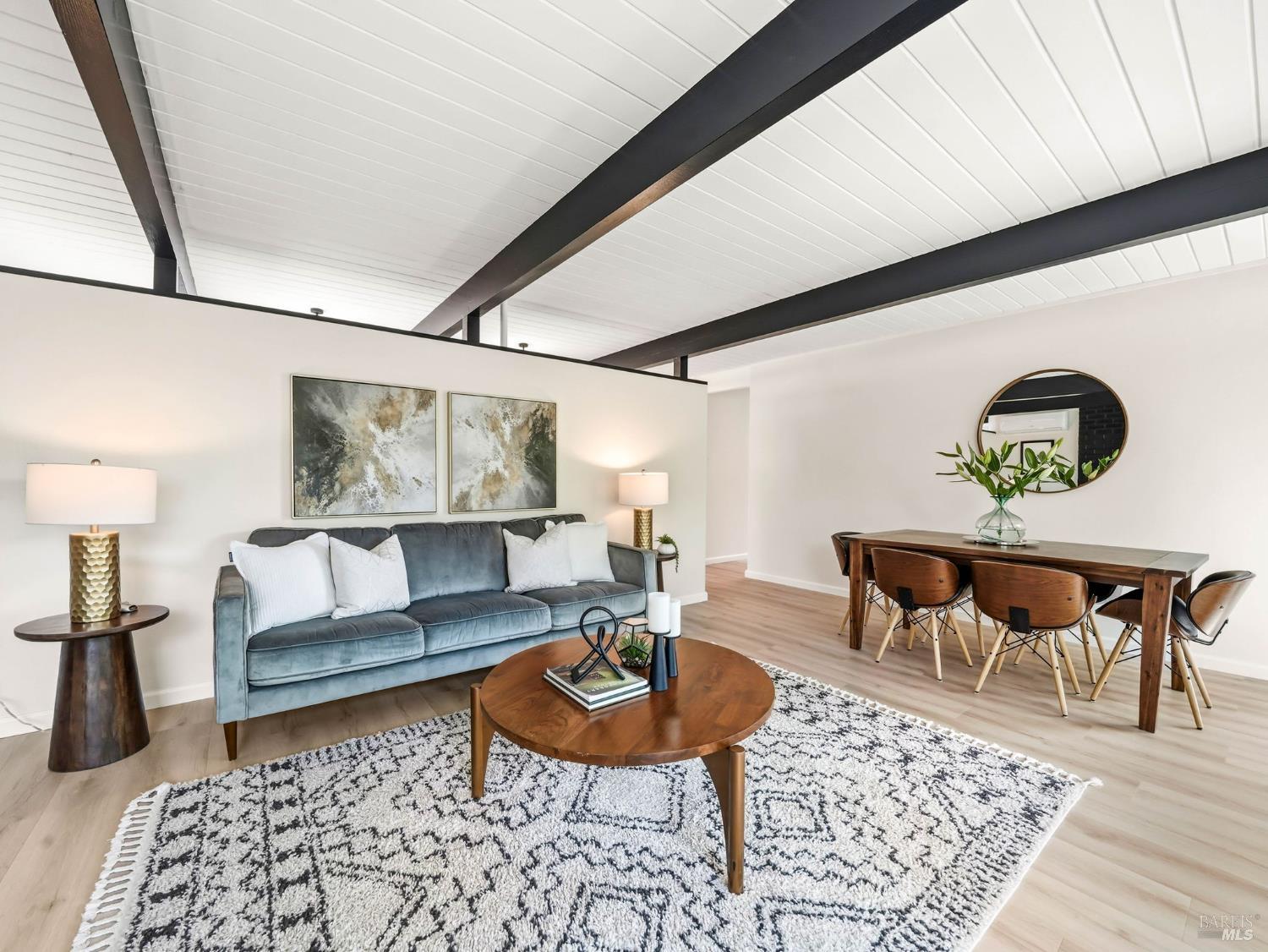 Detail Gallery Image 6 of 56 For 2151 Danberry Ln, San Rafael,  CA 94903 - 4 Beds | 2 Baths