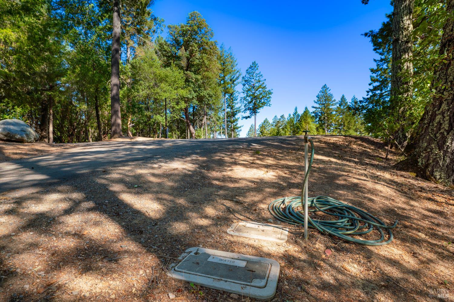 Detail Gallery Image 8 of 10 For 1260 Emerald Ranch Rd, Healdsburg,  CA 95448 - – Beds | – Baths