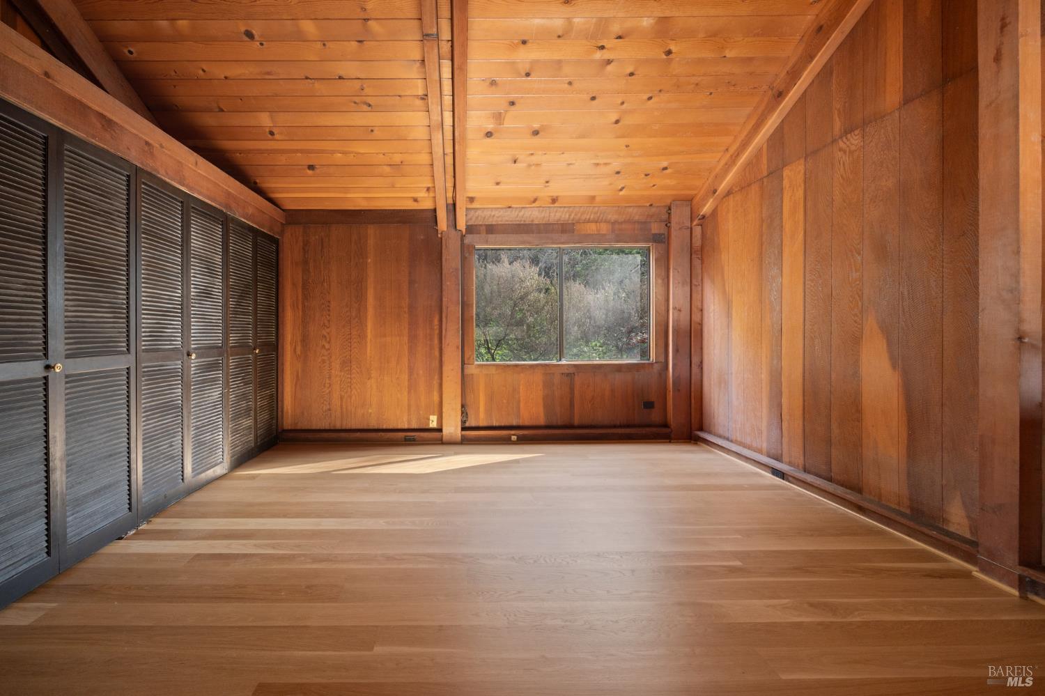 Detail Gallery Image 15 of 29 For 191 Buchanan Dr, Sausalito,  CA 94965 - 2 Beds | 1 Baths