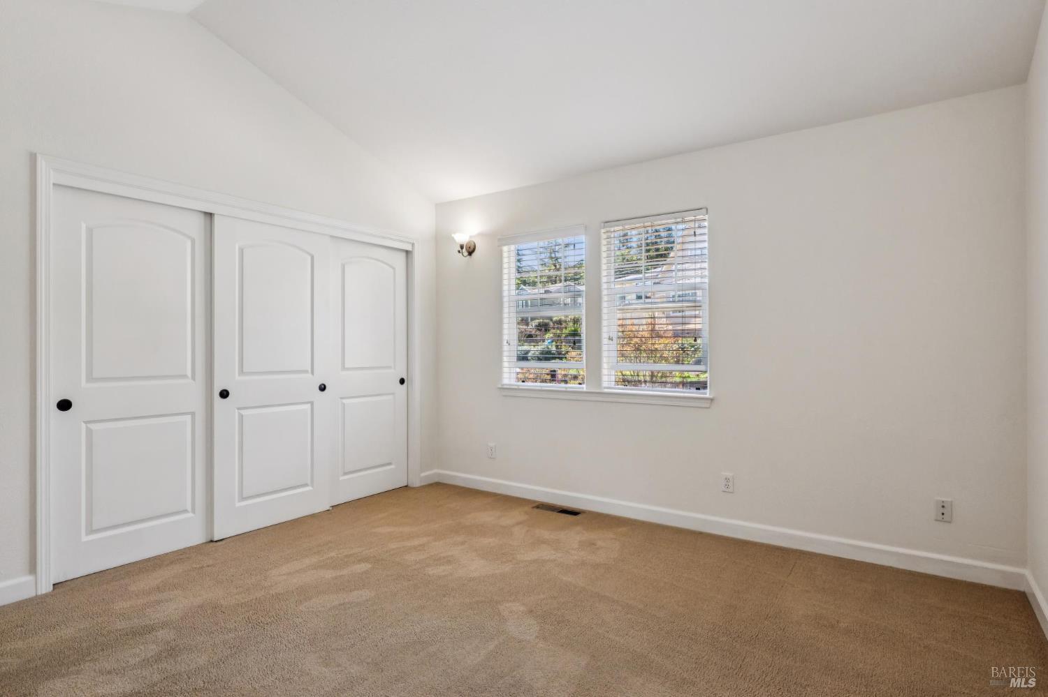 Detail Gallery Image 38 of 58 For 3 Hill Dr, Petaluma,  CA 94952 - 3 Beds | 2/1 Baths