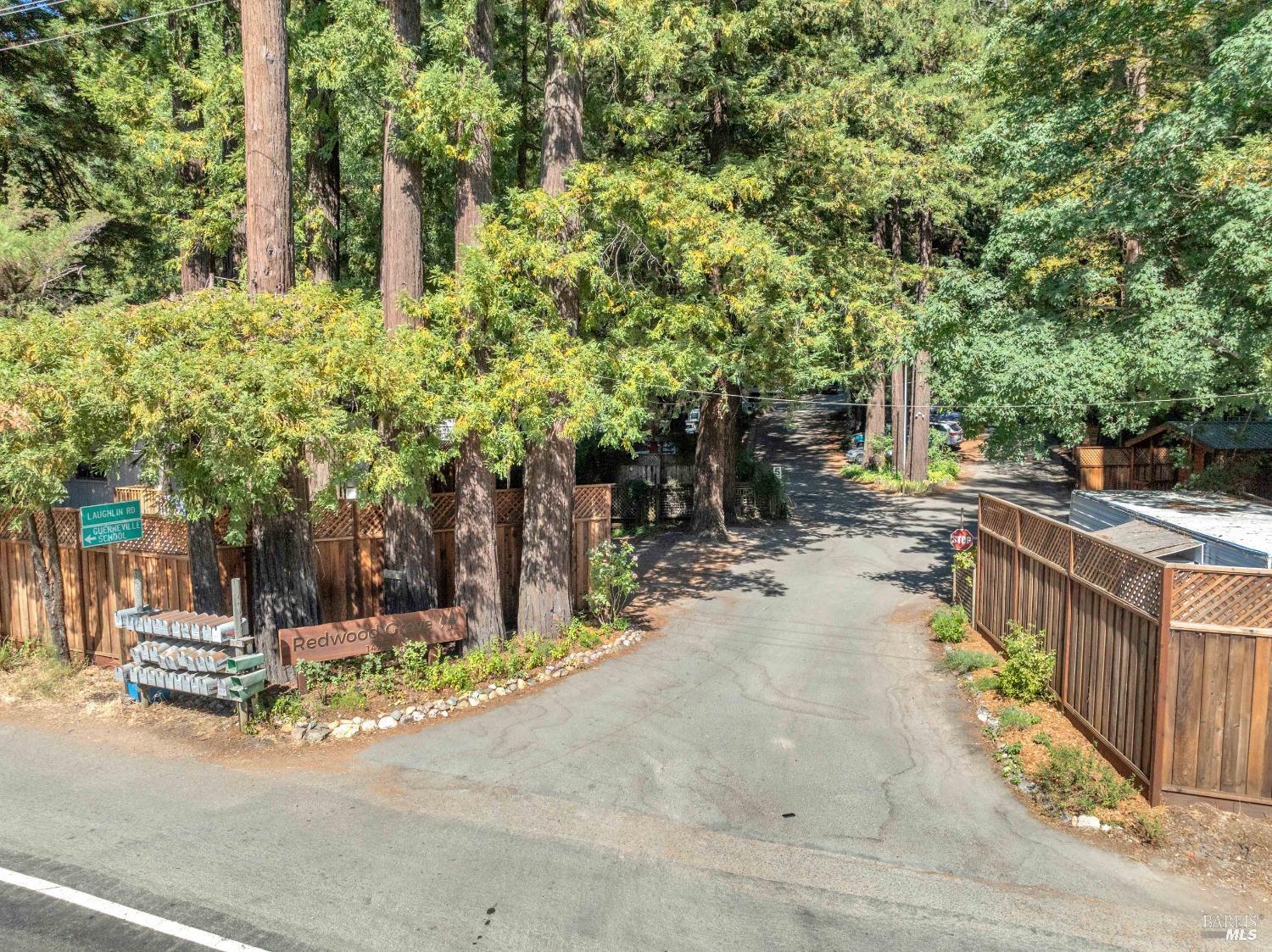 Detail Gallery Image 14 of 21 For 14755 Armstrong Woods Rd 18, Guerneville,  CA 95446 - 1 Beds | 1 Baths