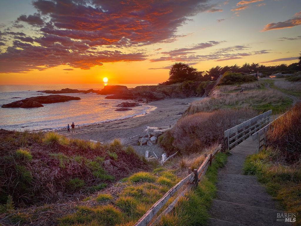 Detail Gallery Image 70 of 70 For 39574 Leeward Rd, The Sea Ranch,  CA 95497 - 2 Beds | 3 Baths