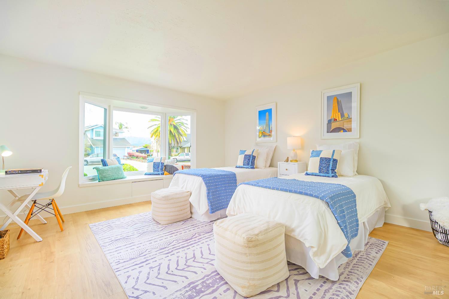 Detail Gallery Image 27 of 37 For 45 Del Oro Lagoon Dr, Novato,  CA 94949 - 3 Beds | 2 Baths