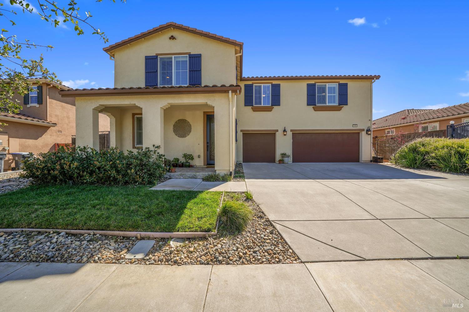 Detail Gallery Image 5 of 63 For 2481 Hancock Dr, Fairfield,  CA 94533 - 5 Beds | 3/1 Baths