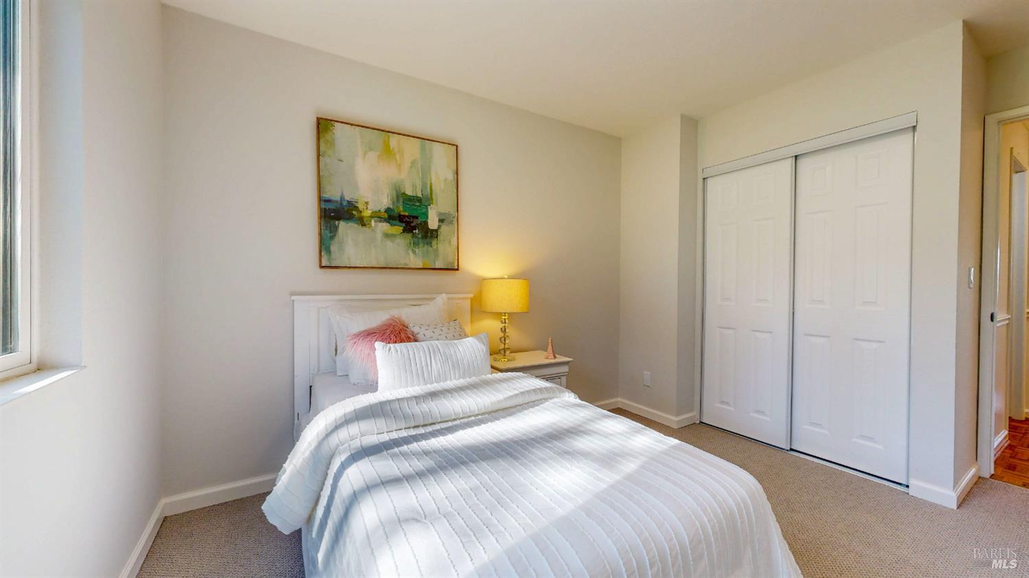 Detail Gallery Image 27 of 63 For 1253 Royal Oak Ter #C,  Novato,  CA 94947 - 3 Beds | 2/1 Baths