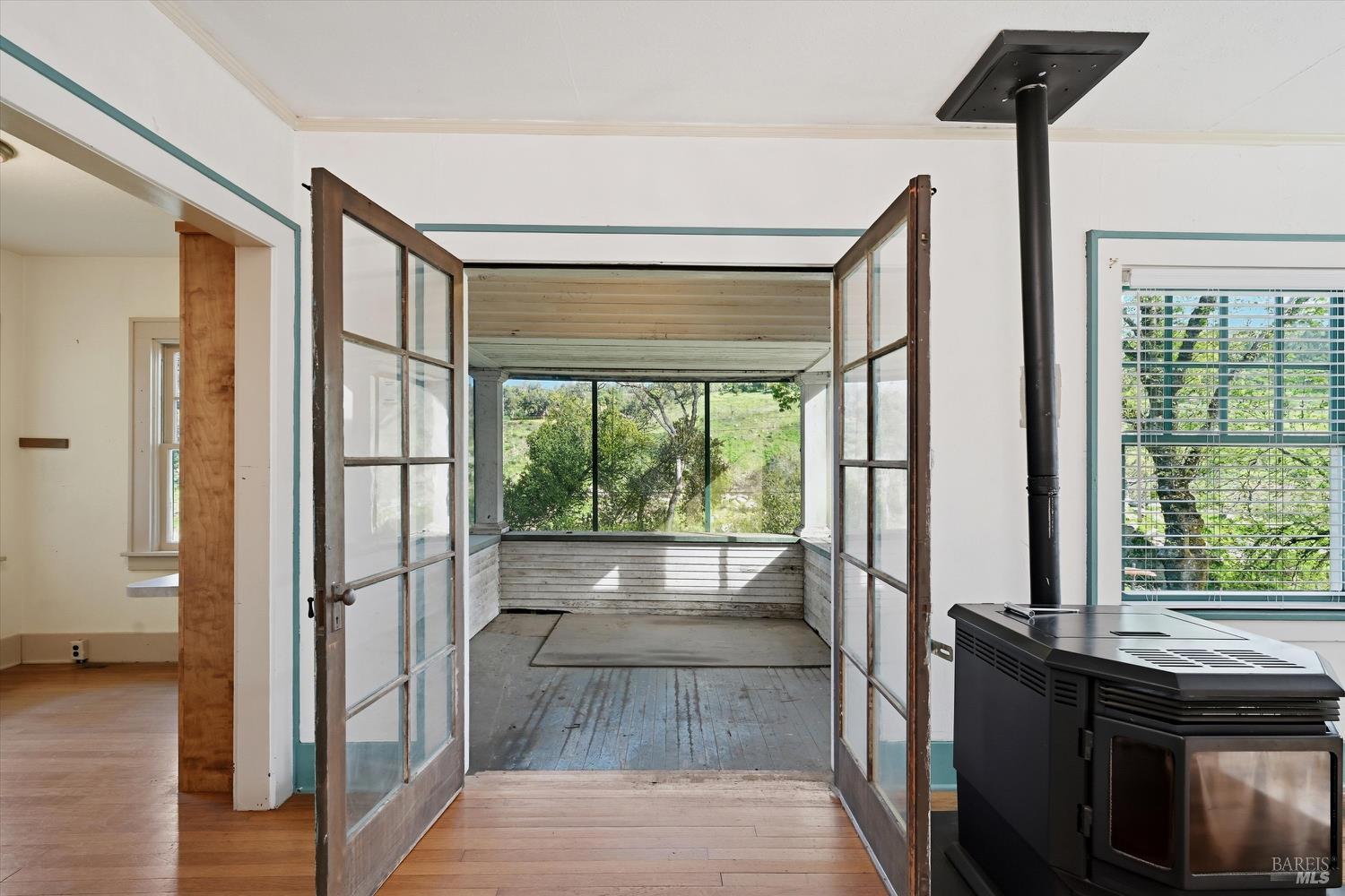 Detail Gallery Image 15 of 41 For 1830 Howell Mountain Rd, Saint Helena,  CA 94574 - 2 Beds | 1/1 Baths