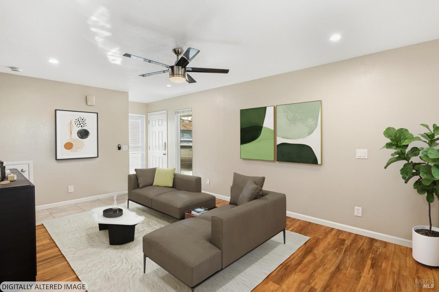 Detail Gallery Image 8 of 39 For 790 Hudis Dr, Rohnert Park,  CA 94928 - 2 Beds | 1/1 Baths