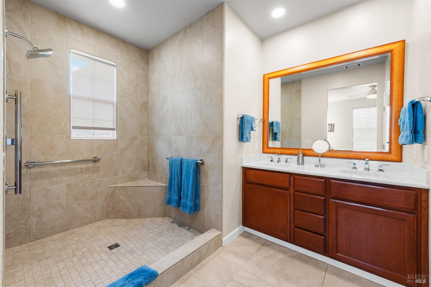 Detail Gallery Image 11 of 21 For 860 Citation Ct, Napa,  CA 94559 - 3 Beds | 2/1 Baths