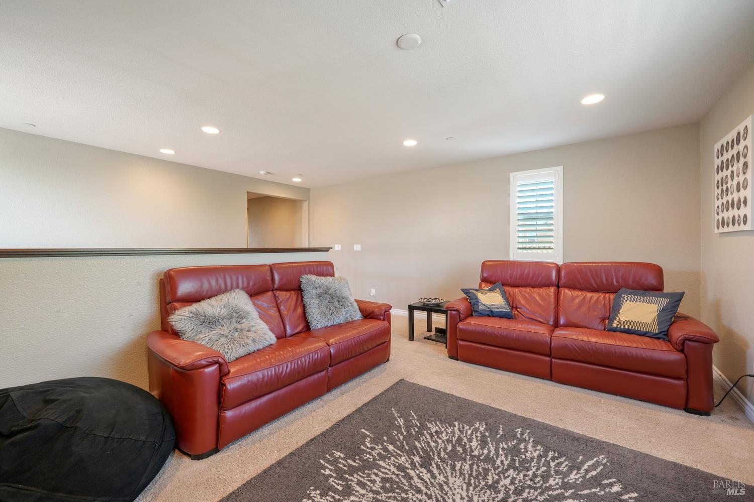 Detail Gallery Image 28 of 63 For 2481 Hancock Dr, Fairfield,  CA 94533 - 5 Beds | 3/1 Baths