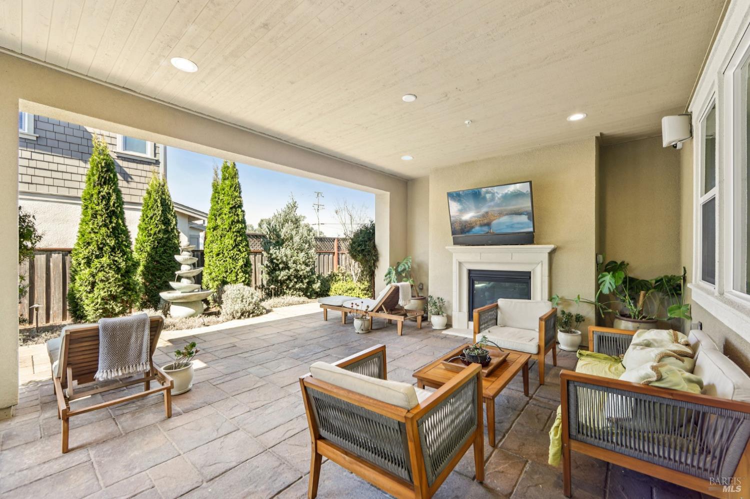 Detail Gallery Image 37 of 56 For 2453 Francisco Ave, Santa Rosa,  CA 95403 - 4 Beds | 3 Baths