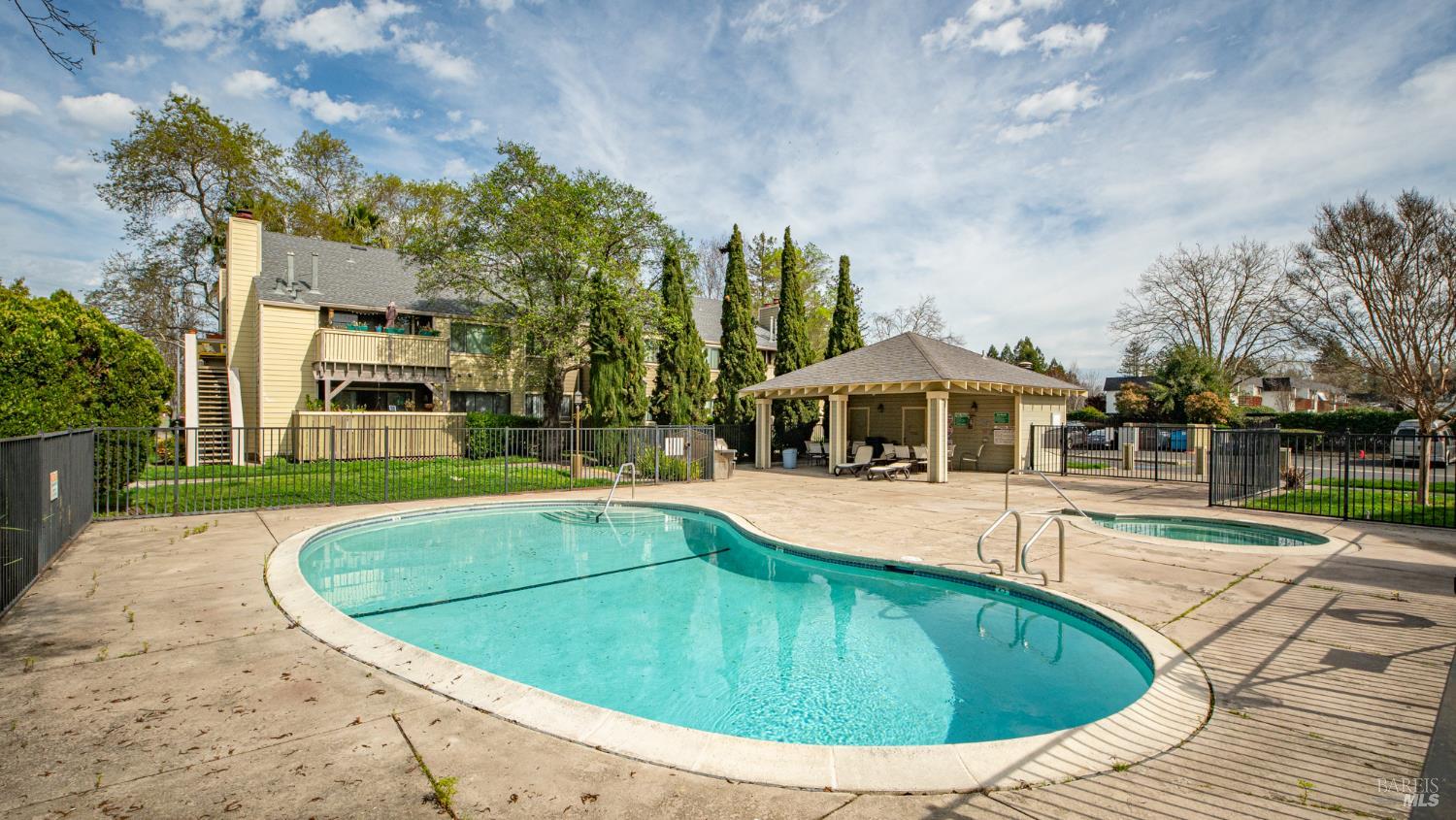 Detail Gallery Image 19 of 21 For 279 Enterprise Dr, Rohnert Park,  CA 94928 - 1 Beds | 1 Baths