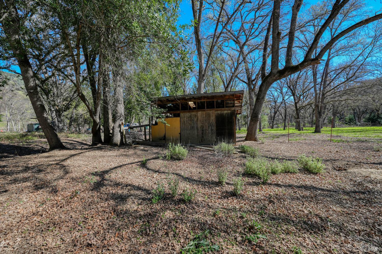 Detail Gallery Image 2 of 57 For 2393 New Long Valley Rd, Clearlake Oaks,  CA 95423 - – Beds | – Baths