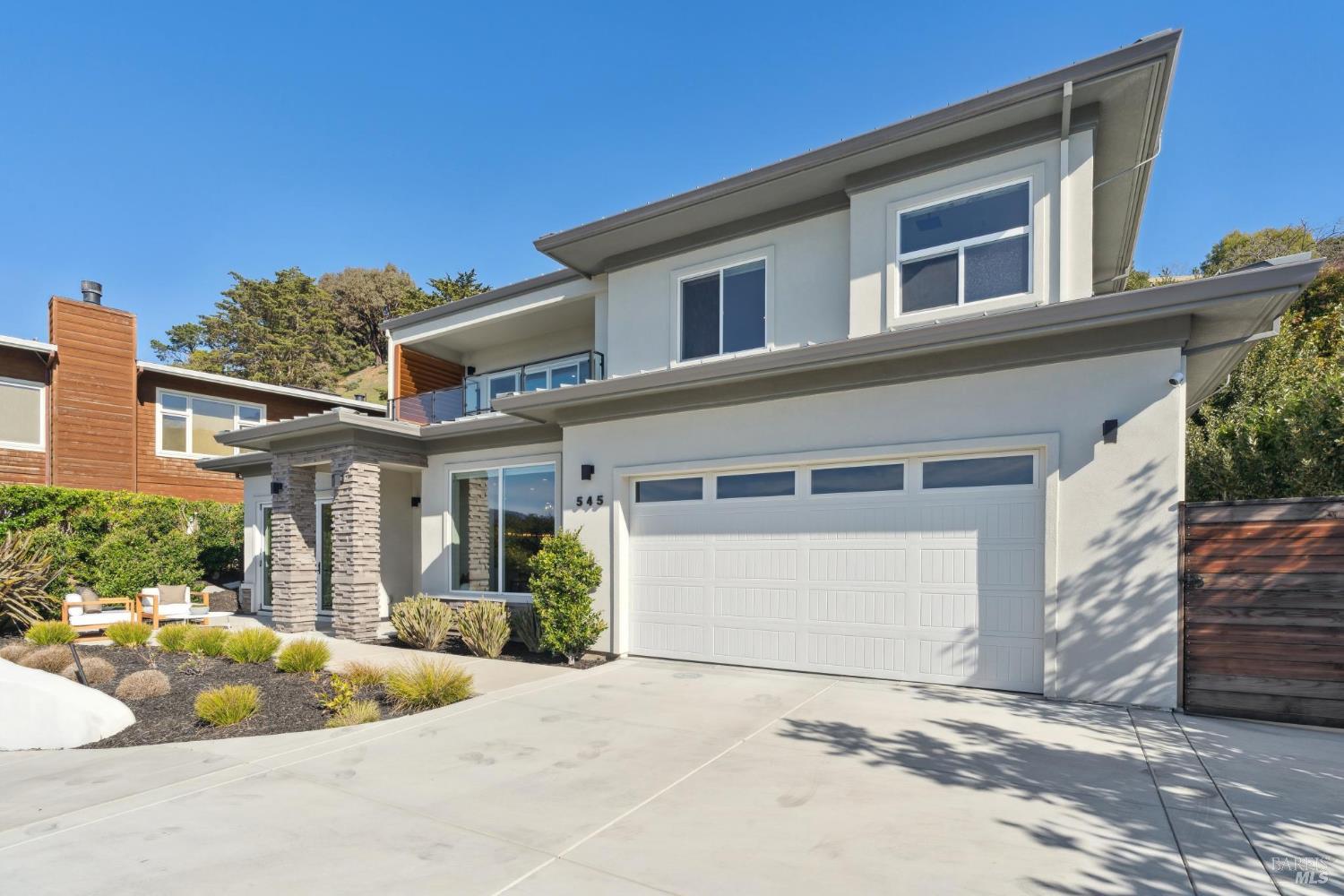 Front Image Thumbnail for BA326018942