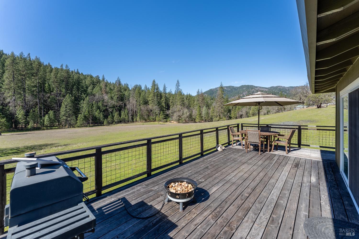 Detail Gallery Image 6 of 39 For 30429 Ridgewood Dr, Potter Valley,  CA 95469 - 1 Beds | 1 Baths