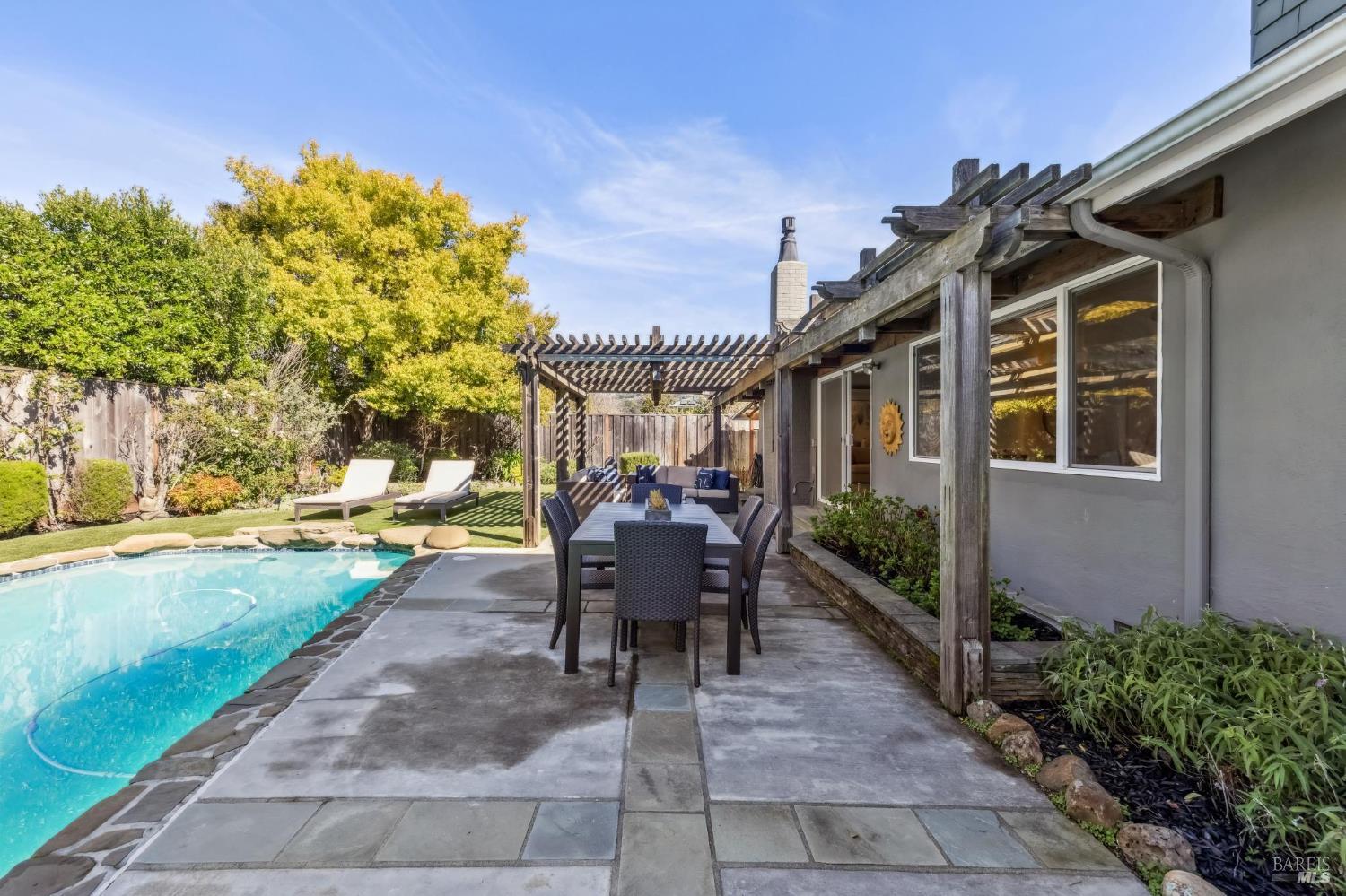 Detail Gallery Image 55 of 64 For 38 Cornell Ave, Larkspur,  CA 94939 - 5 Beds | 3 Baths