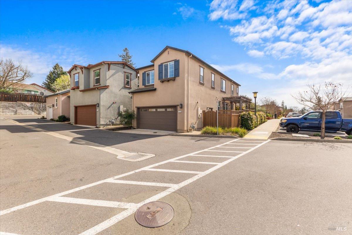 Detail Gallery Image 48 of 49 For 115 Lavender Cir, Healdsburg,  CA 95448 - 3 Beds | 2/1 Baths