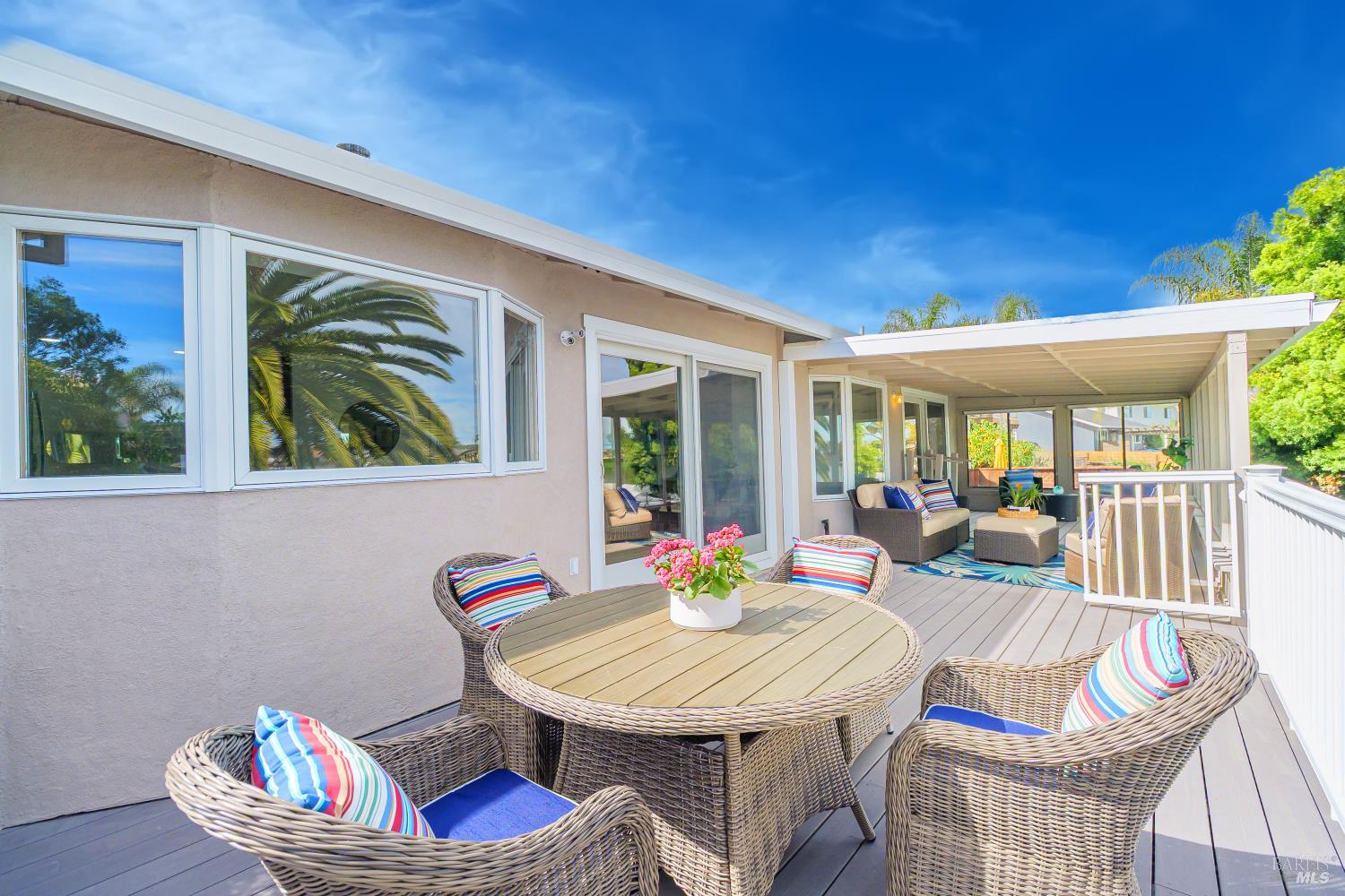 Detail Gallery Image 35 of 37 For 45 Del Oro Lagoon Dr, Novato,  CA 94949 - 3 Beds | 2 Baths