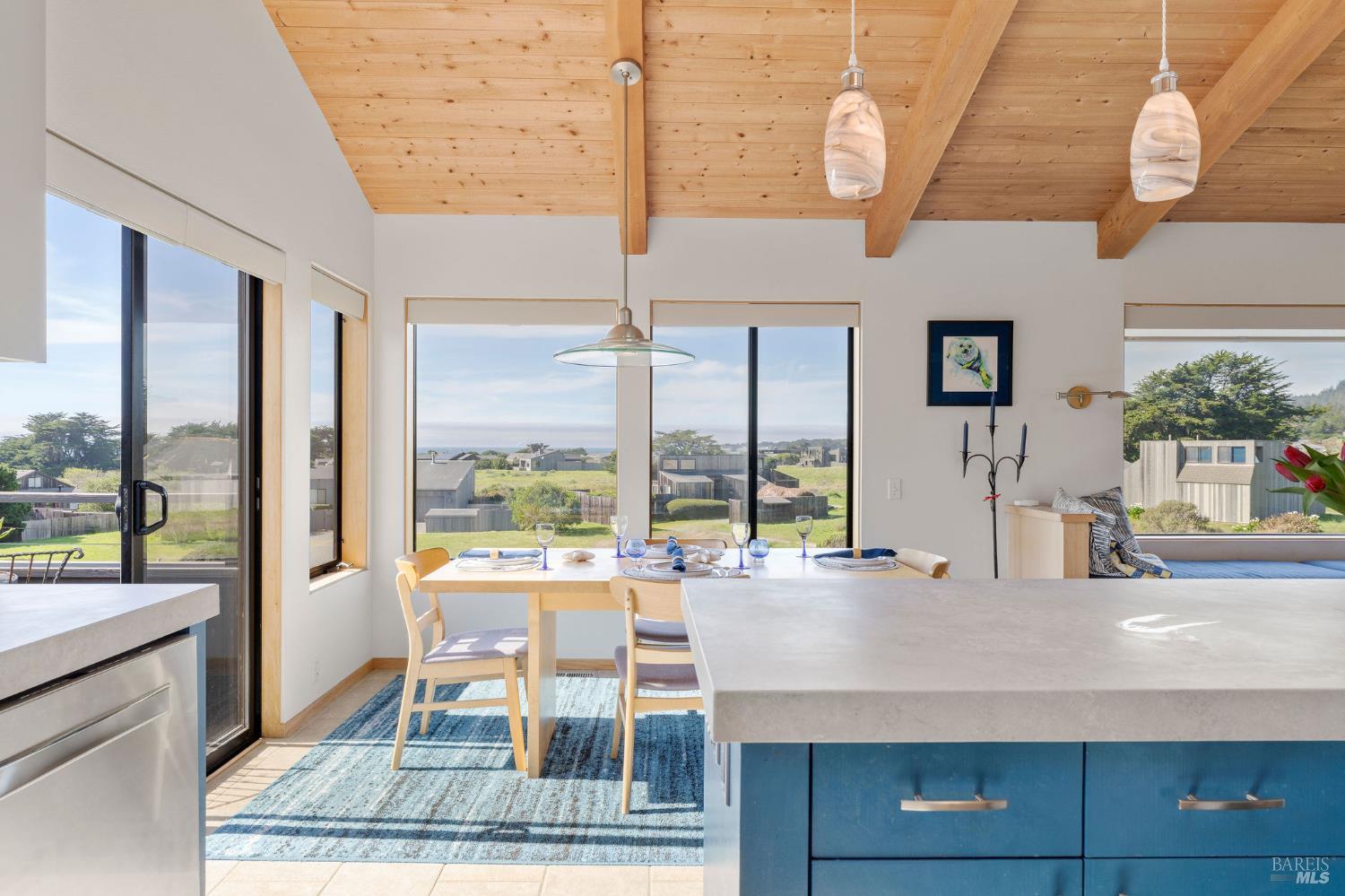 Detail Gallery Image 8 of 70 For 39574 Leeward Rd, The Sea Ranch,  CA 95497 - 2 Beds | 3 Baths