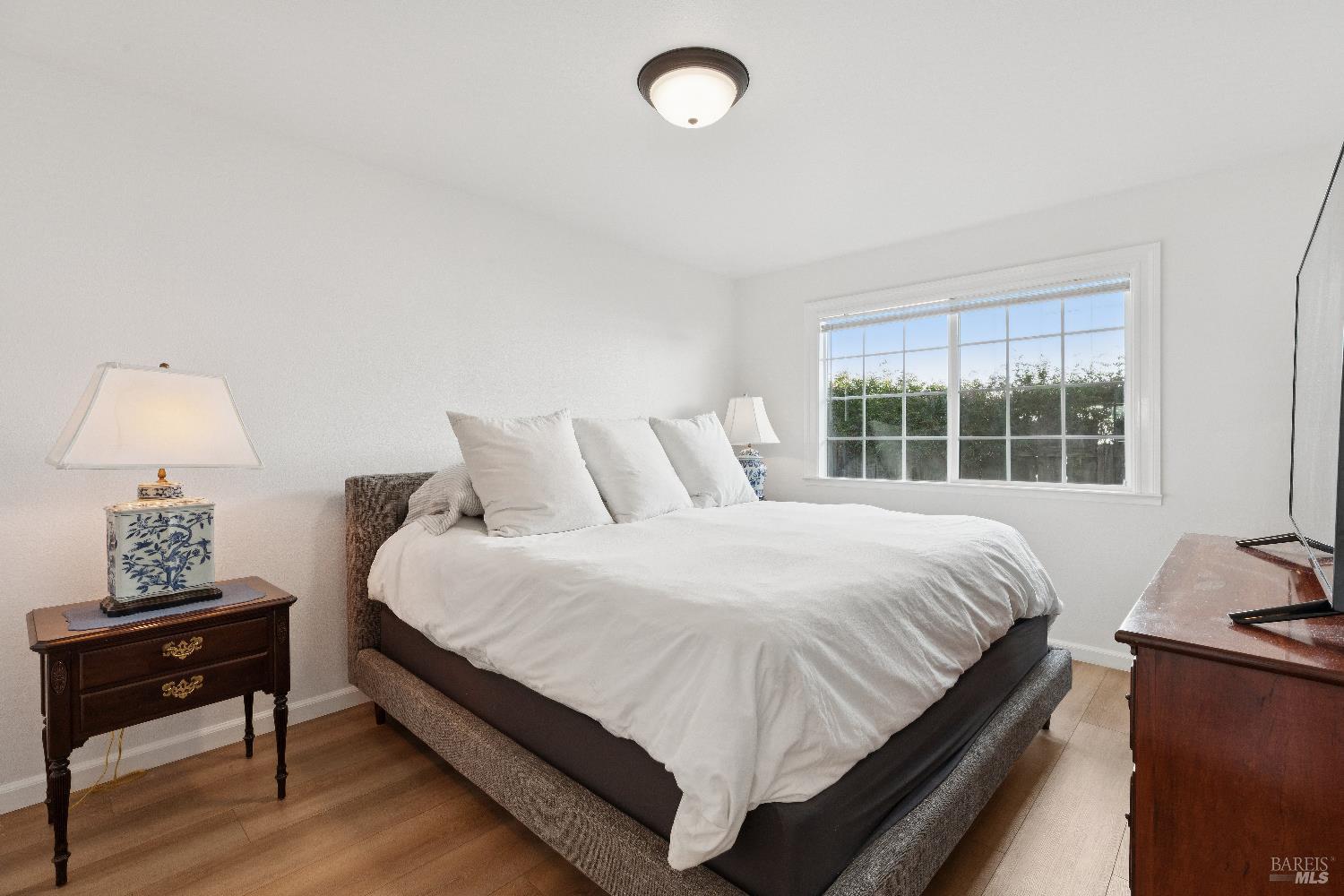 Detail Gallery Image 19 of 31 For 731 5th St, Sonoma,  CA 95476 - 3 Beds | 2 Baths