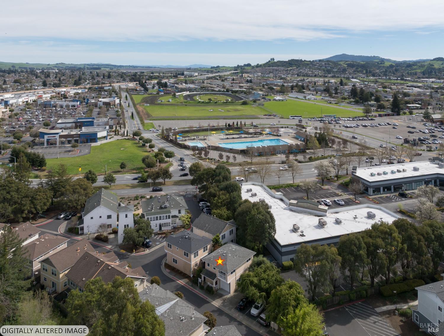 Detail Gallery Image 25 of 28 For 930 Martin Cir, Petaluma,  CA 94952 - 3 Beds | 2/1 Baths