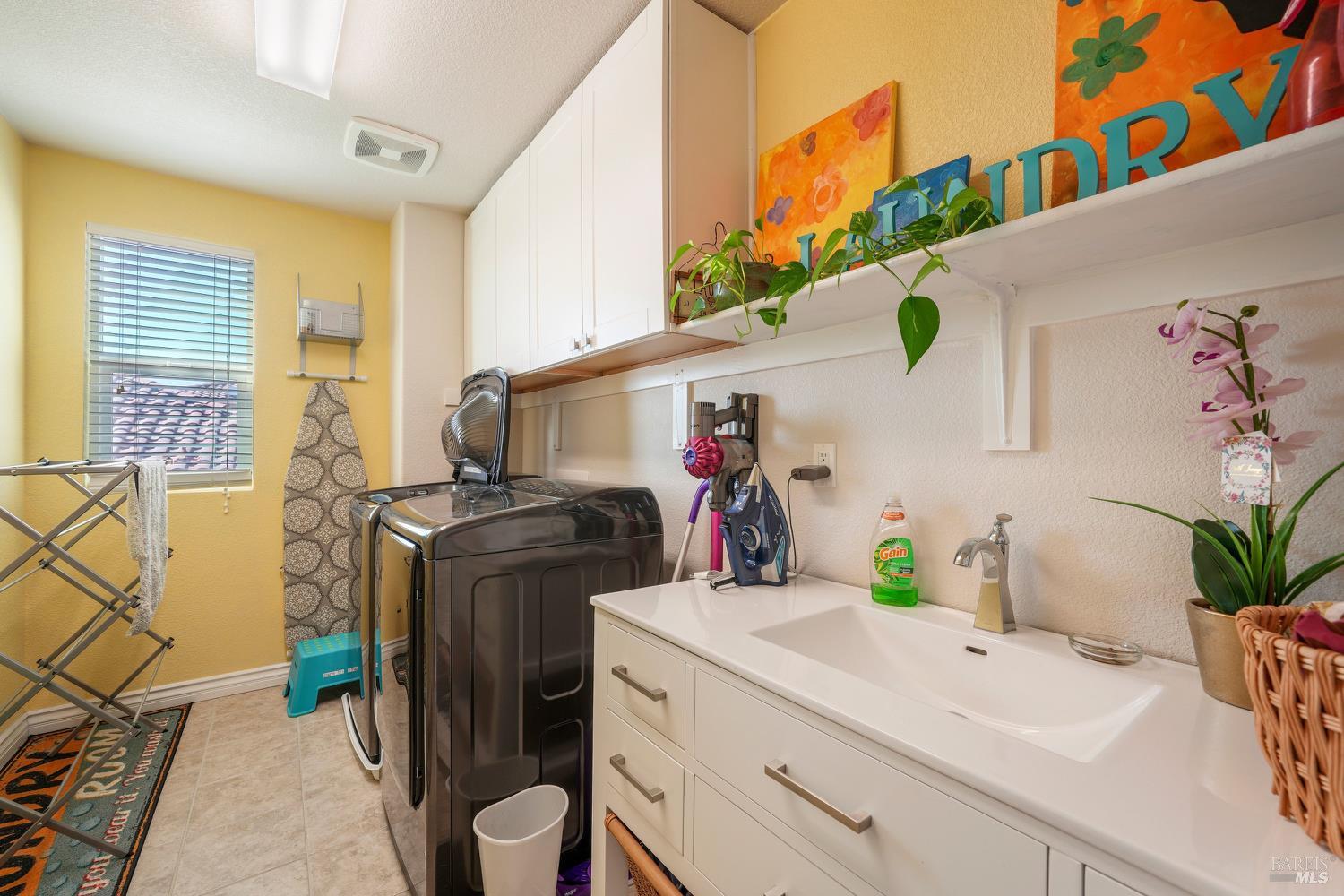 Detail Gallery Image 46 of 63 For 2481 Hancock Dr, Fairfield,  CA 94533 - 5 Beds | 3/1 Baths