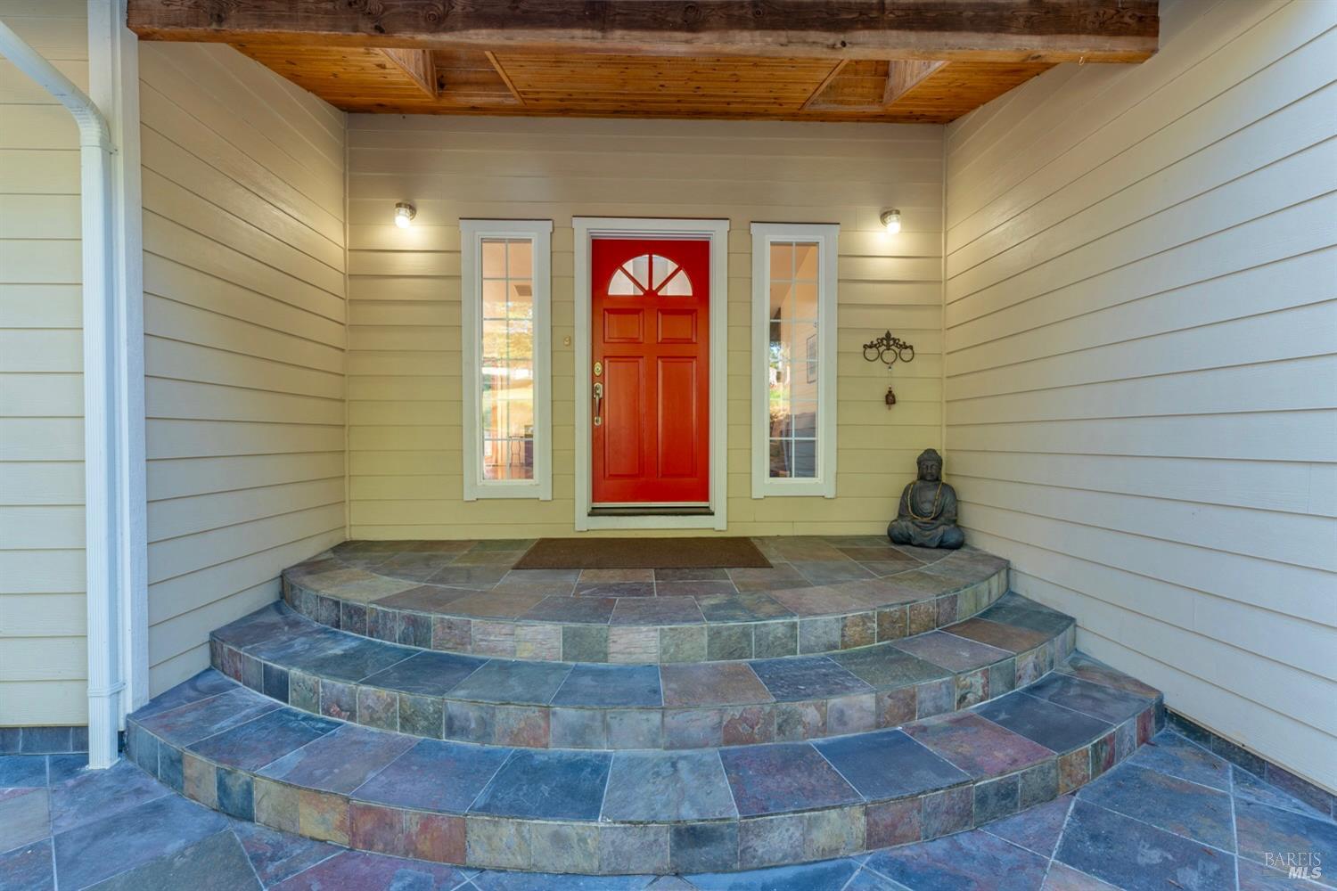 Detail Gallery Image 4 of 31 For 18940 Timber Pointe Dr, Fort Bragg,  CA 95437 - 4 Beds | 3 Baths