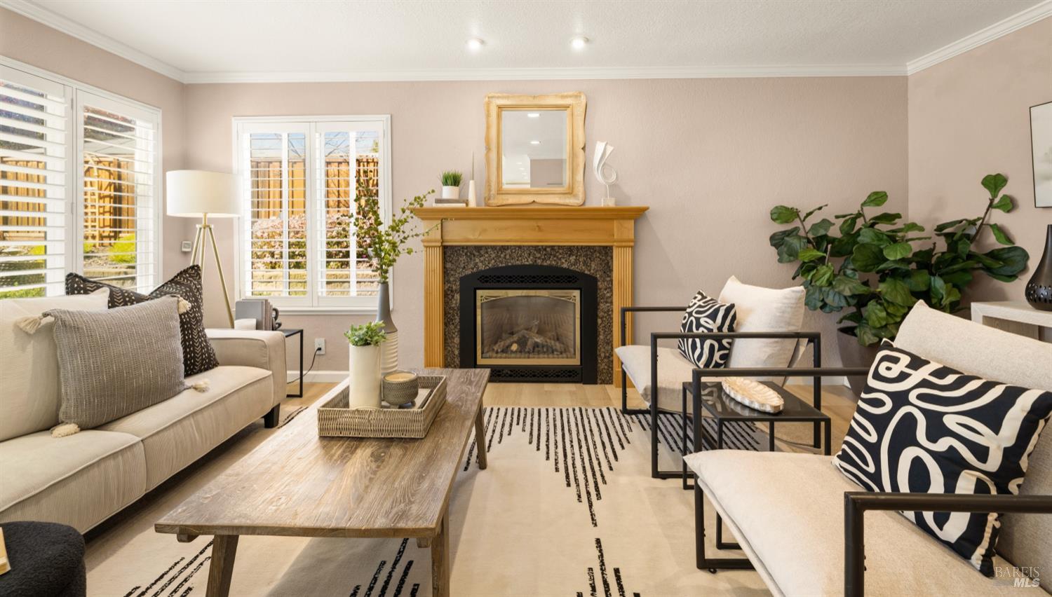 Detail Gallery Image 31 of 87 For 635 Daffodil Dr, Benicia,  CA 94510 - 4 Beds | 2/1 Baths