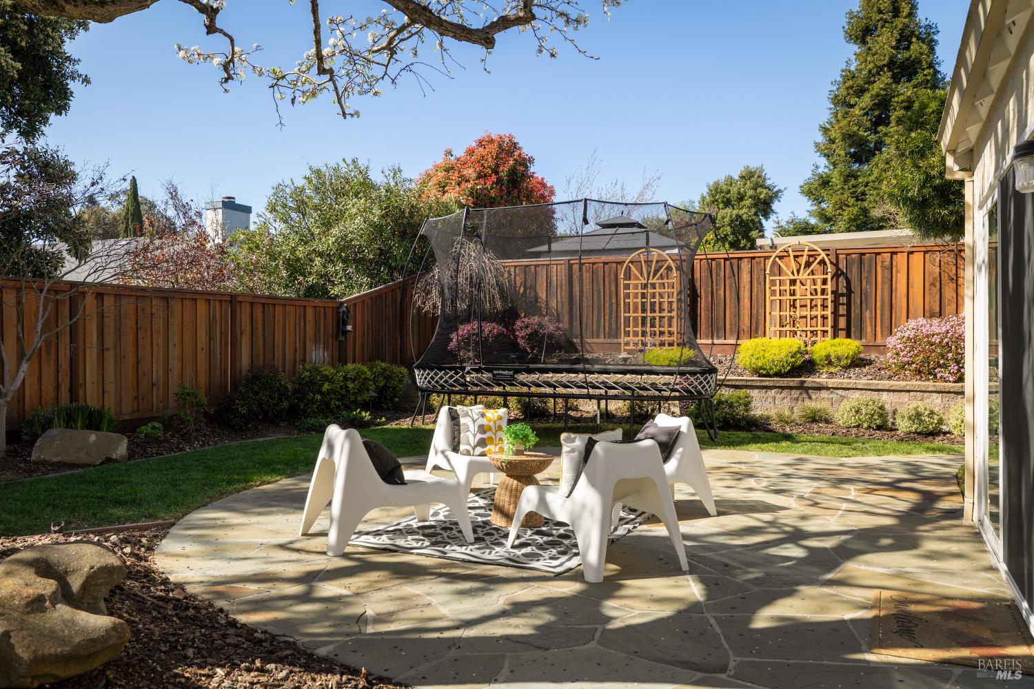 Detail Gallery Image 70 of 87 For 635 Daffodil Dr, Benicia,  CA 94510 - 4 Beds | 2/1 Baths