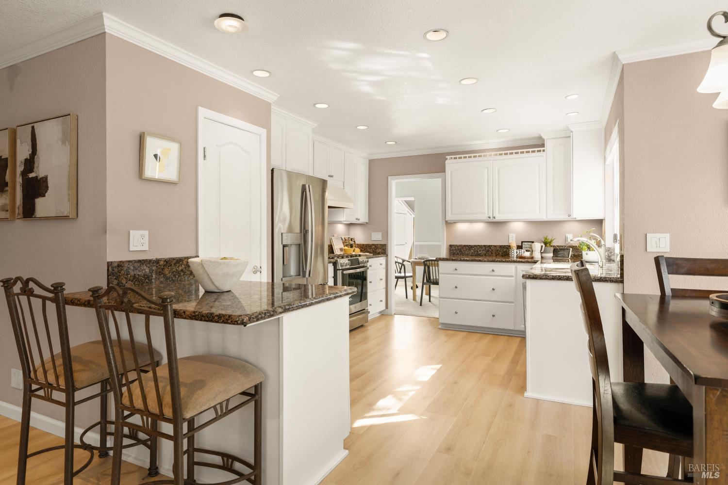 Detail Gallery Image 18 of 87 For 635 Daffodil Dr, Benicia,  CA 94510 - 4 Beds | 2/1 Baths