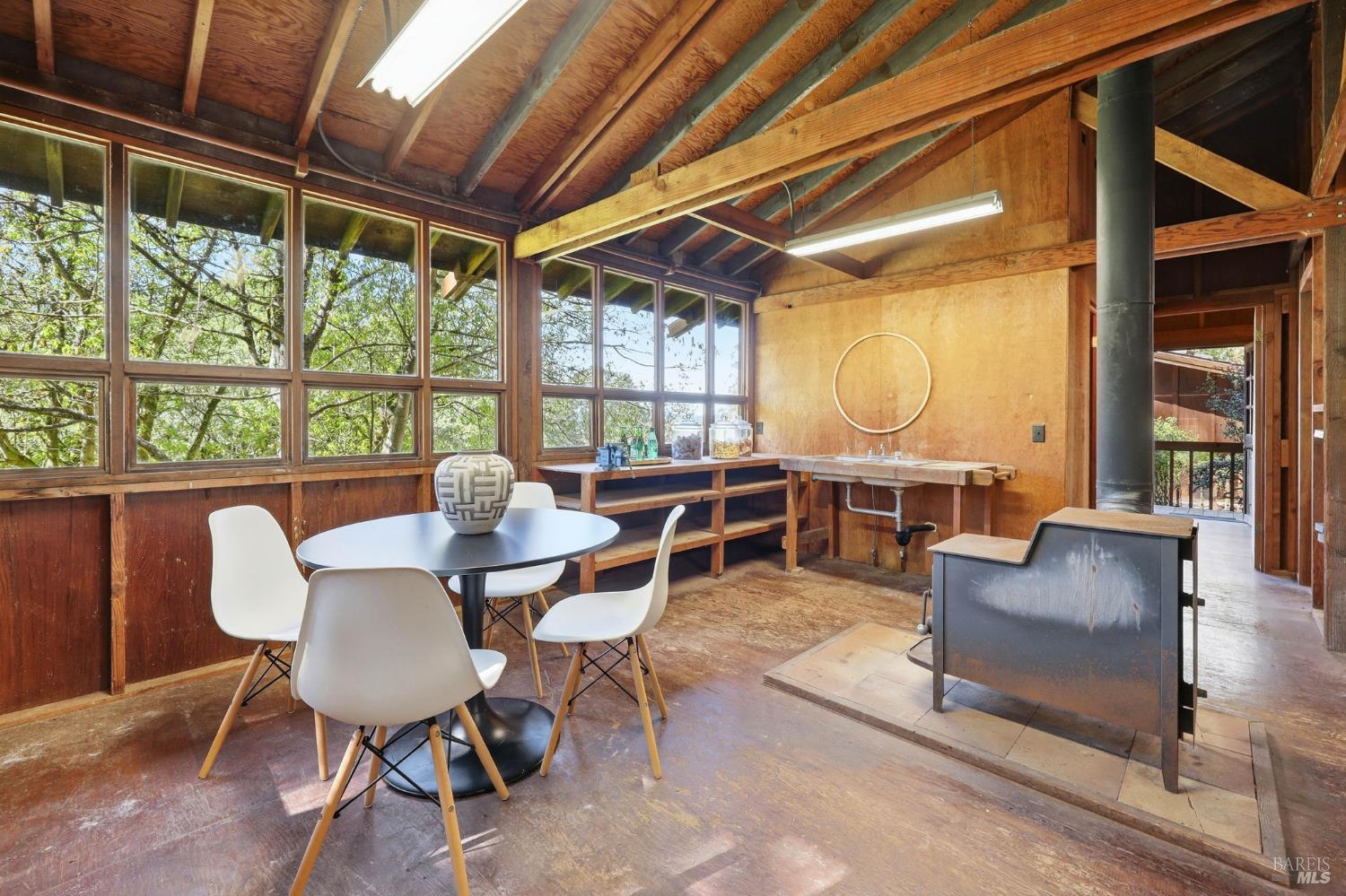 Detail Gallery Image 43 of 63 For 4142 Burnside Rd, Sebastopol,  CA 95472 - 3 Beds | 3 Baths