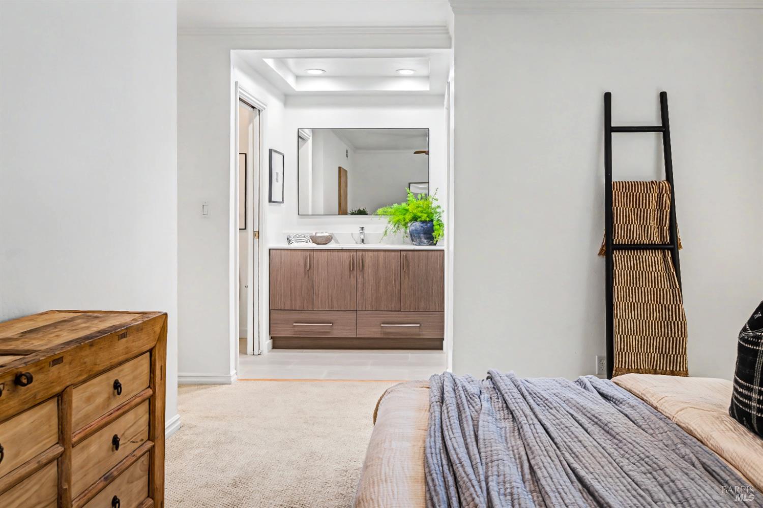 Detail Gallery Image 28 of 48 For 255 Knight Dr, San Rafael,  CA 94901 - 3 Beds | 2 Baths