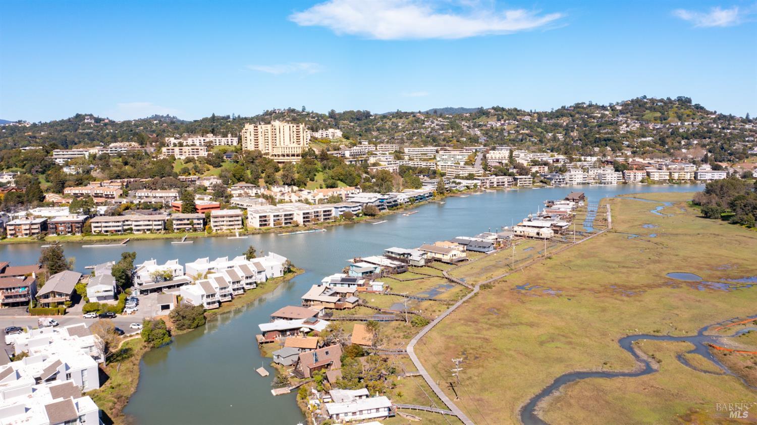 Detail Gallery Image 33 of 35 For 408 Larkspur Plaza Dr, Larkspur,  CA 94939 - 1 Beds | 1 Baths