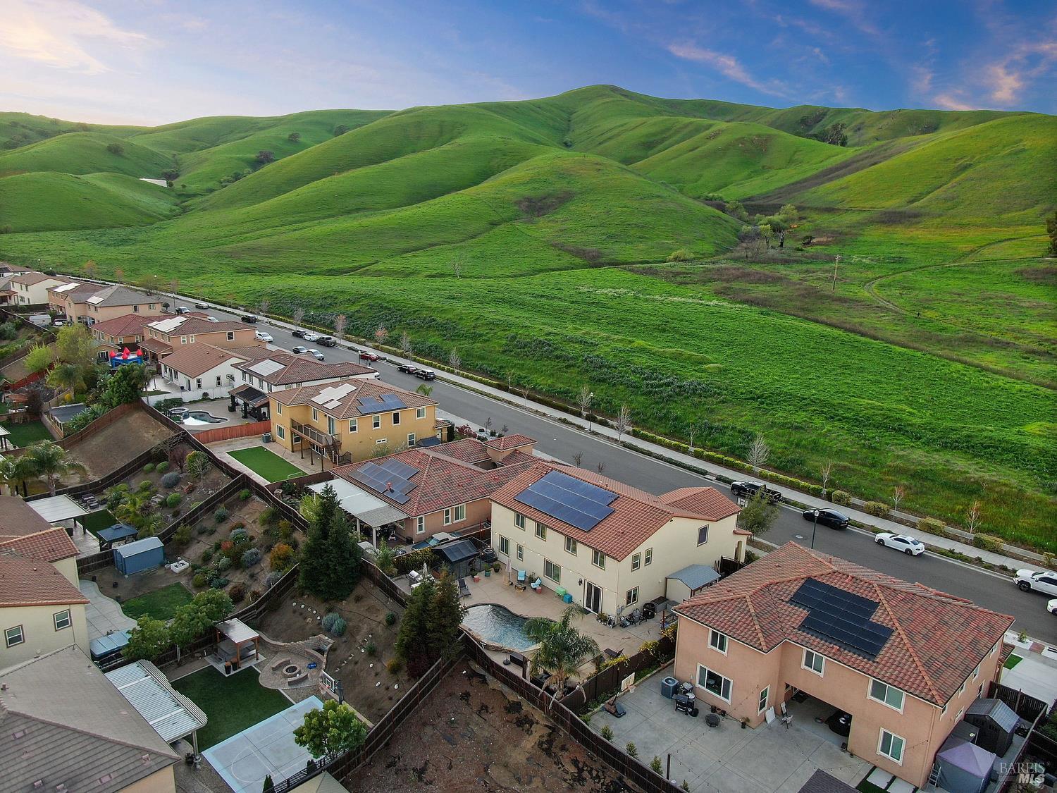 Detail Gallery Image 55 of 63 For 2481 Hancock Dr, Fairfield,  CA 94533 - 5 Beds | 3/1 Baths