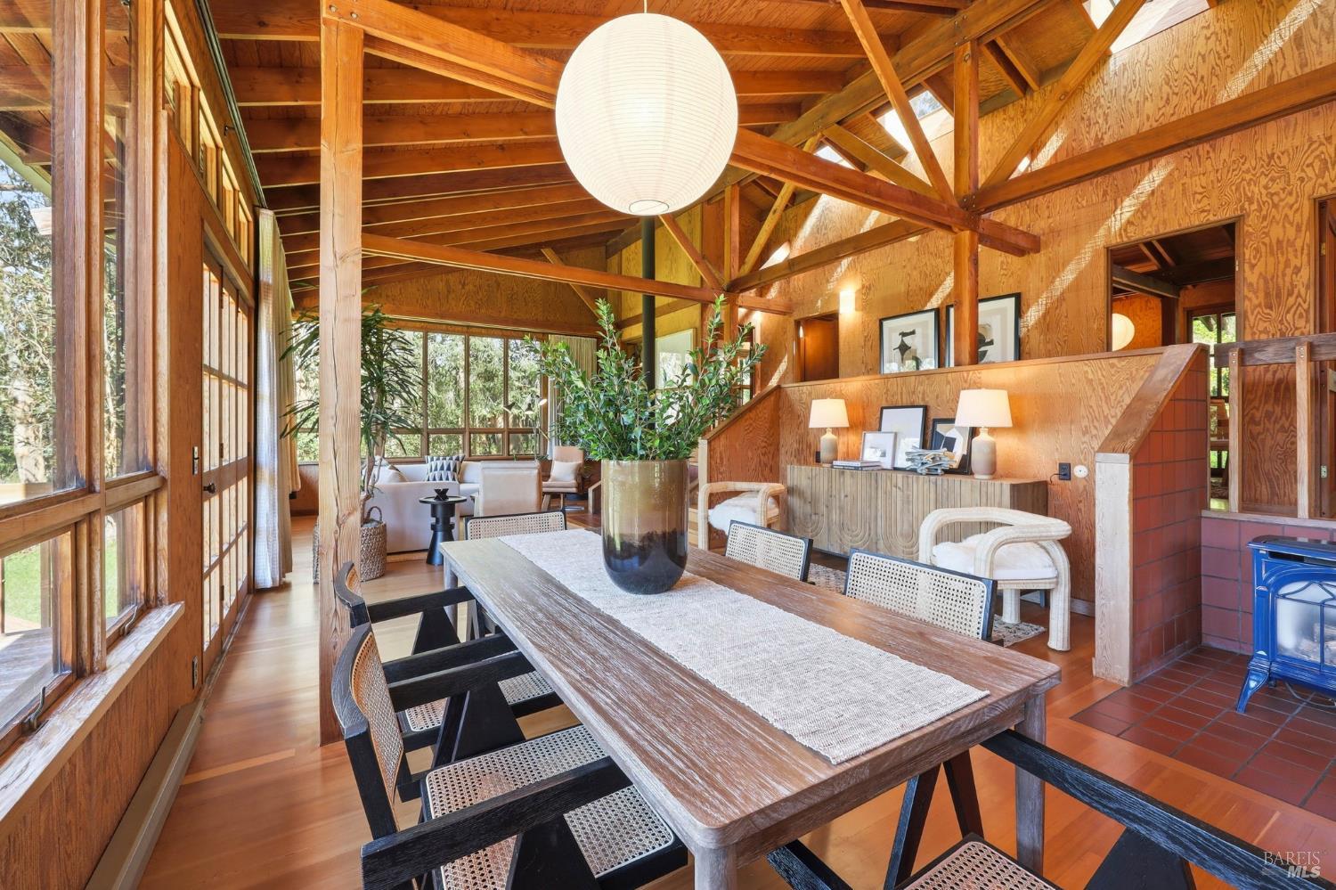 Detail Gallery Image 13 of 63 For 4142 Burnside Rd, Sebastopol,  CA 95472 - 3 Beds | 3 Baths