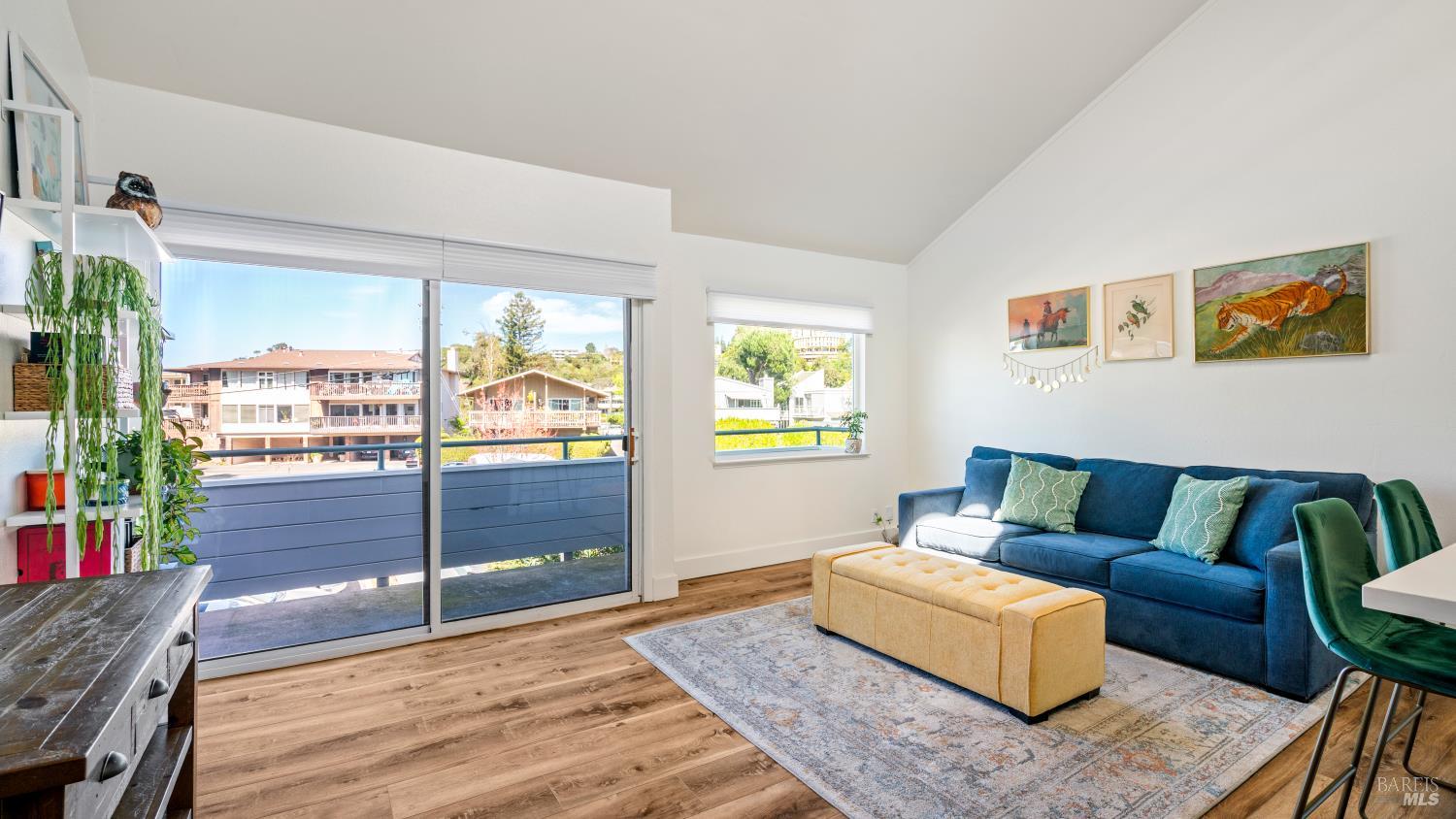 Detail Gallery Image 25 of 35 For 408 Larkspur Plaza Dr, Larkspur,  CA 94939 - 1 Beds | 1 Baths