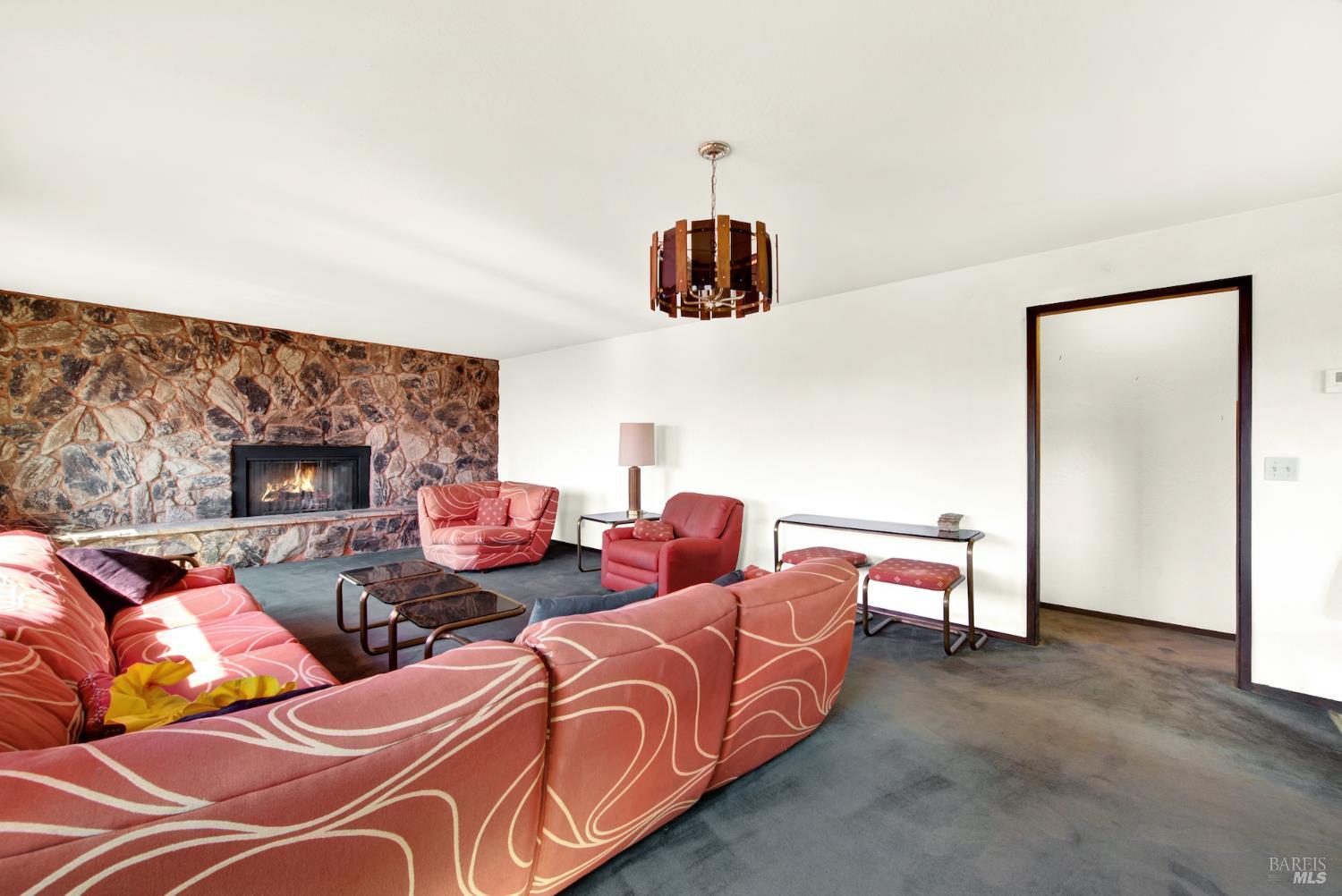 Detail Gallery Image 18 of 68 For 1090 Blueridge Dr, Napa,  CA 94558 - 2 Beds | 2 Baths