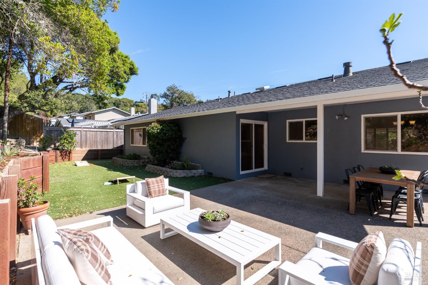 Detail Gallery Image 44 of 48 For 255 Knight Dr, San Rafael,  CA 94901 - 3 Beds | 2 Baths