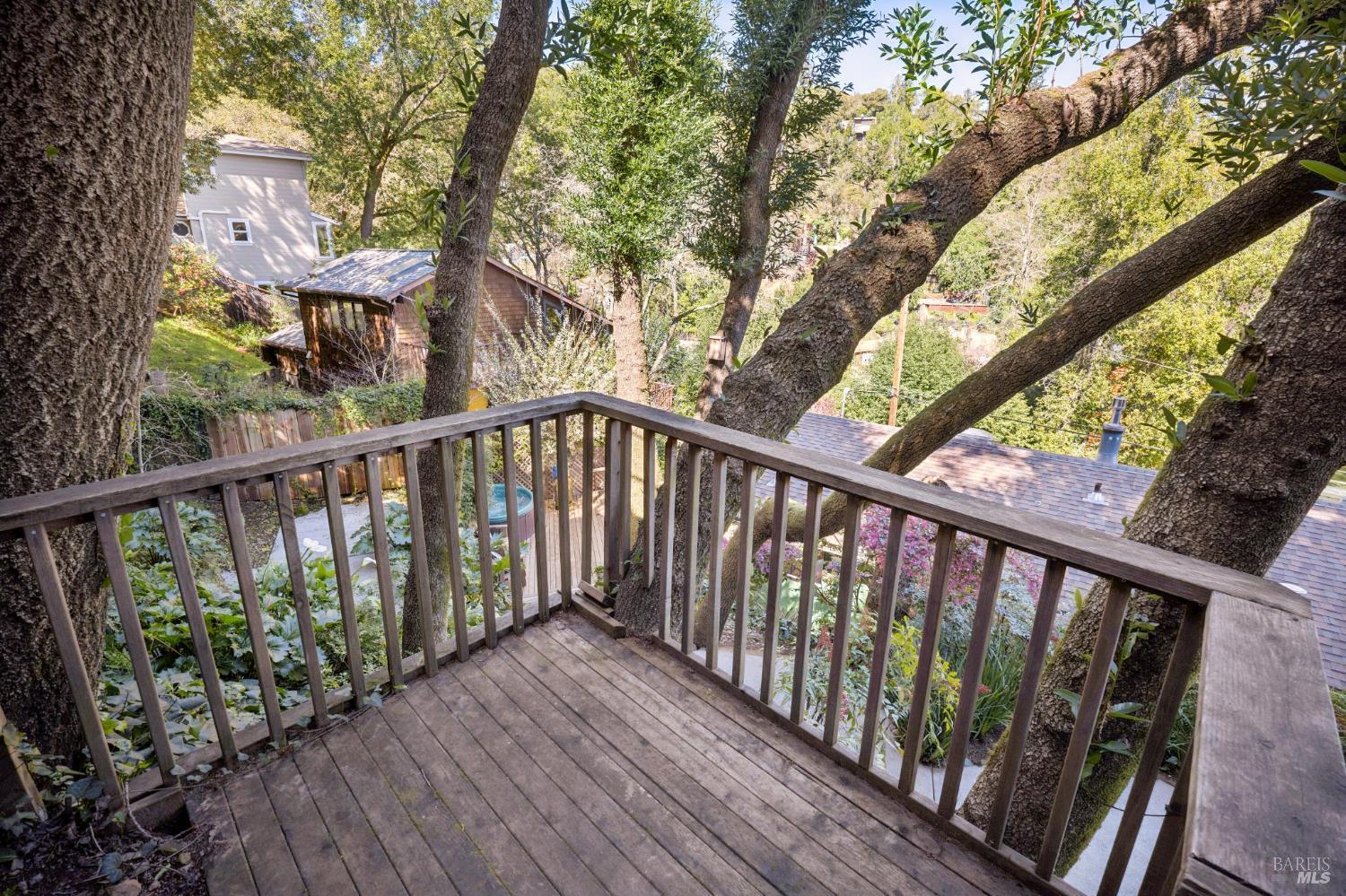 Detail Gallery Image 17 of 19 For 51 Tamalpais Rd, Fairfax,  CA 94930 - 2 Beds | 1 Baths