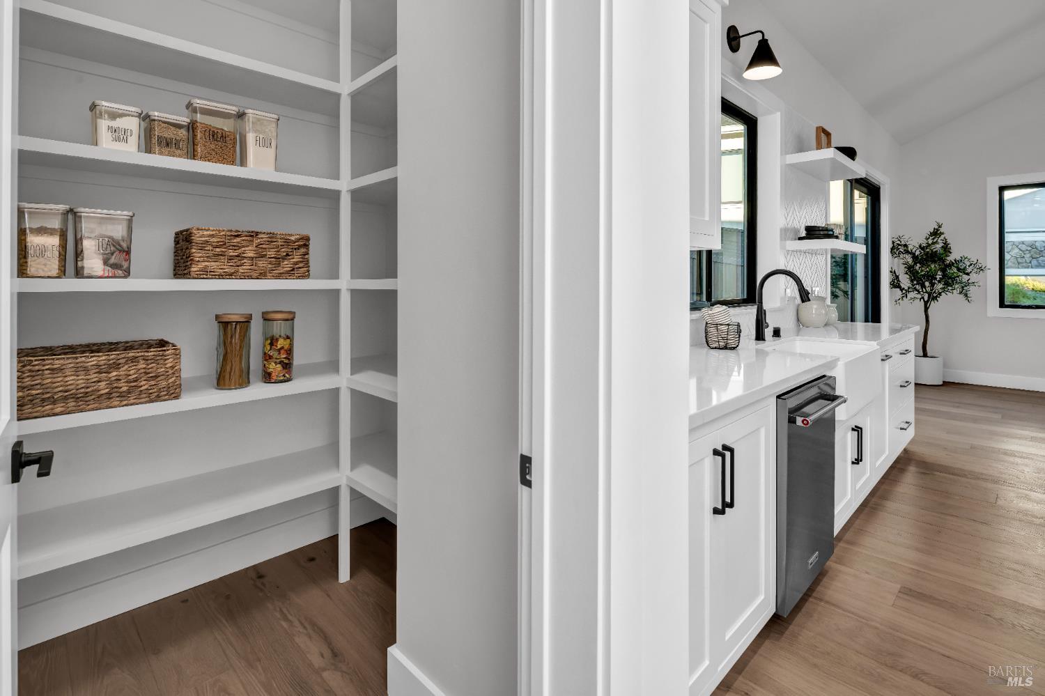 Detail Gallery Image 15 of 37 For 2011 Long Leaf Ct, Santa Rosa,  CA 95403 - 4 Beds | 3 Baths