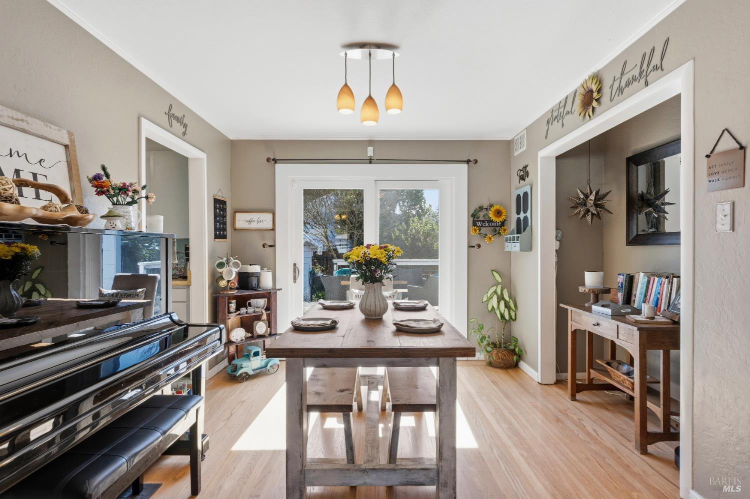 Detail Gallery Image 9 of 22 For 187 Magnolia St, Ukiah,  CA 95482 - 2 Beds | 1 Baths