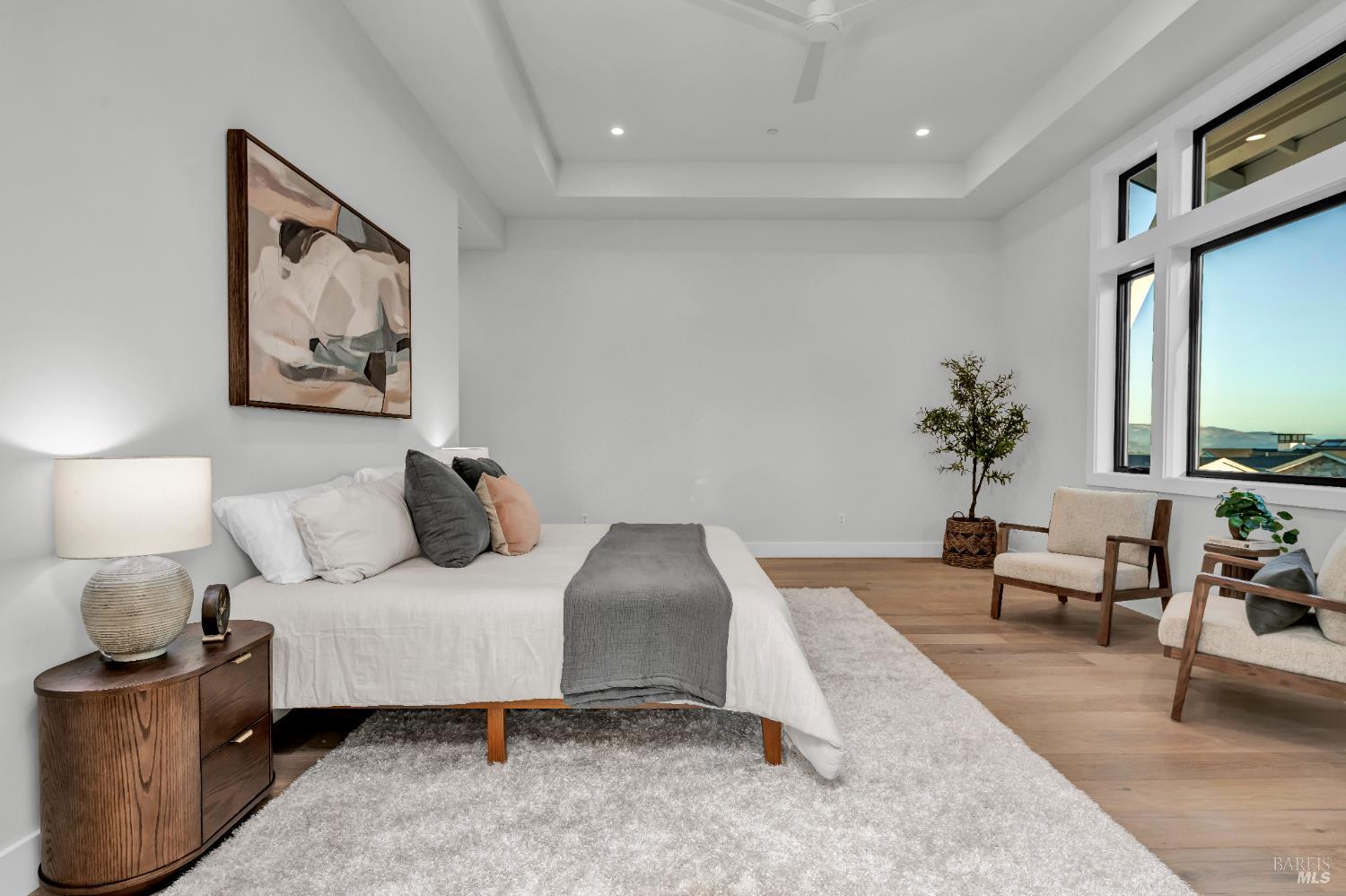 Detail Gallery Image 17 of 37 For 2011 Long Leaf Ct, Santa Rosa,  CA 95403 - 4 Beds | 3 Baths