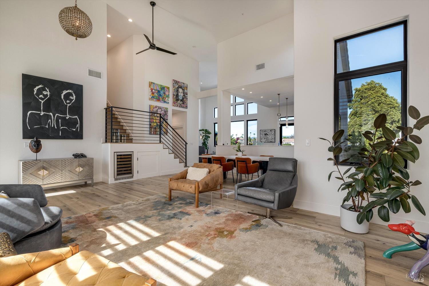 Detail Gallery Image 15 of 77 For 100 S Newport Dr, Napa,  CA 94559 - 4 Beds | 2/1 Baths