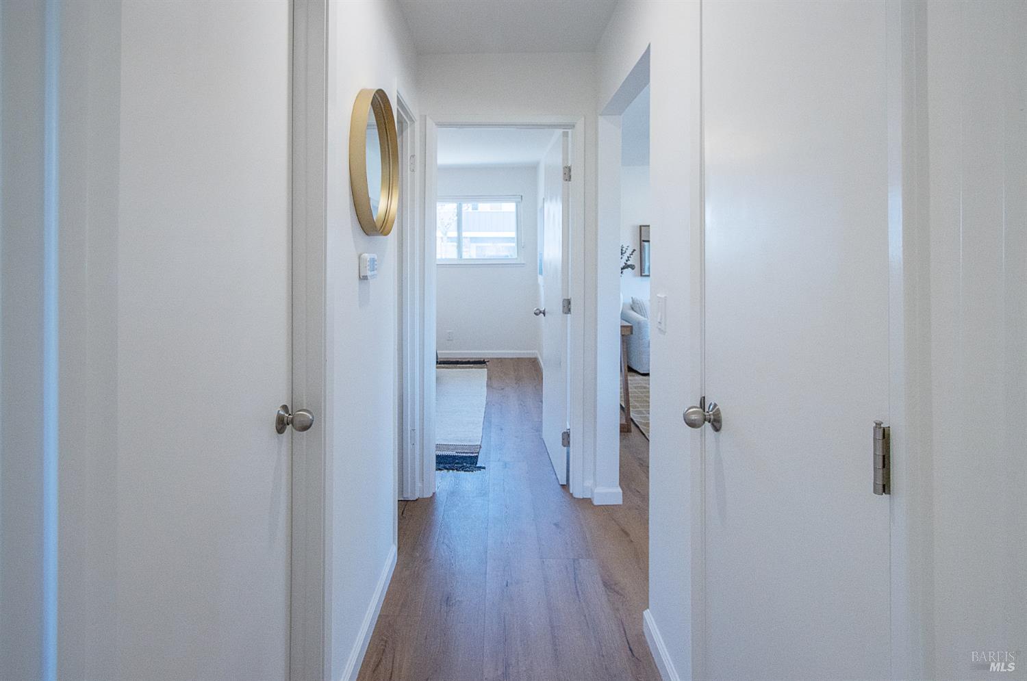 Detail Gallery Image 10 of 18 For 3720 Kerner Blvd, San Rafael,  CA 94901 - 2 Beds | 1 Baths