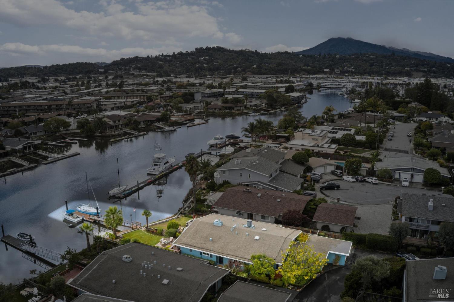 Detail Gallery Image 48 of 54 For 20 Porto Bello Dr, San Rafael,  CA 94901 - 2 Beds | 2 Baths