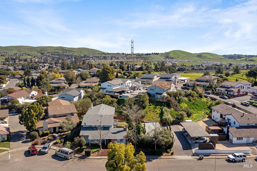 Detail Gallery Image 3 of 46 For 118 Yorkshire Ct, Vallejo,  CA 94591 - – Beds | – Baths