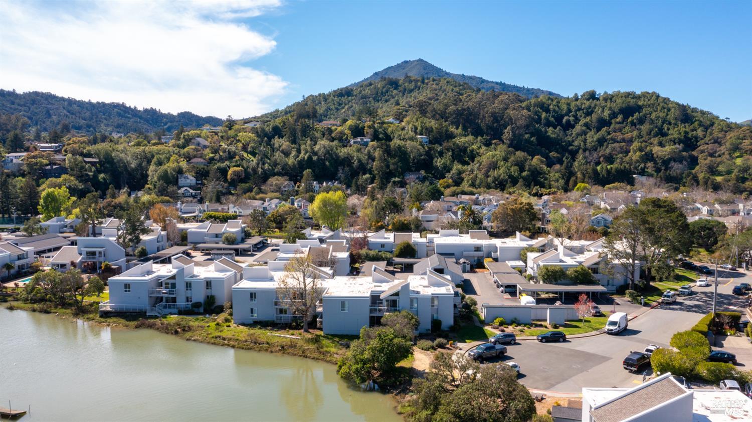 Detail Gallery Image 31 of 35 For 408 Larkspur Plaza Dr, Larkspur,  CA 94939 - 1 Beds | 1 Baths