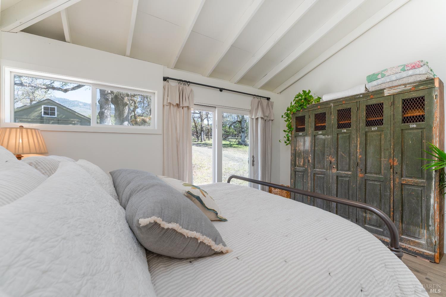 Detail Gallery Image 18 of 39 For 30429 Ridgewood Dr, Potter Valley,  CA 95469 - 1 Beds | 1 Baths