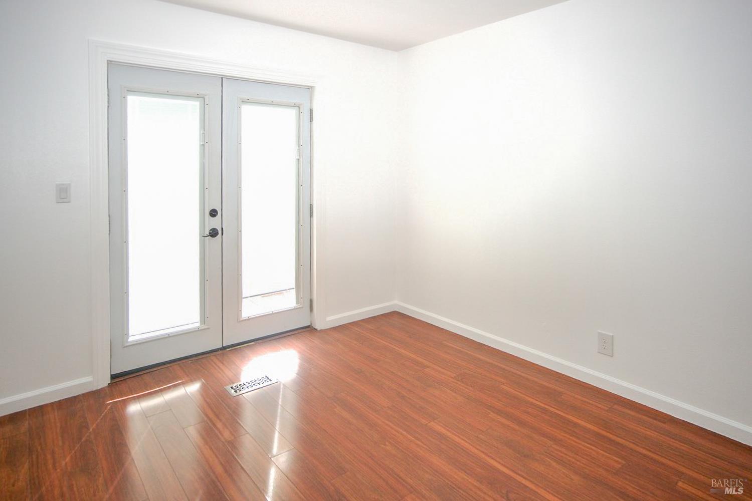 Detail Gallery Image 14 of 27 For 1038 Capewood Ln, Windsor,  CA 95492 - 3 Beds | 2 Baths