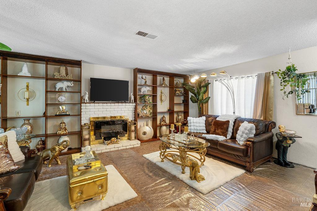 Detail Gallery Image 5 of 46 For 118 Yorkshire Ct, Vallejo,  CA 94591 - – Beds | – Baths