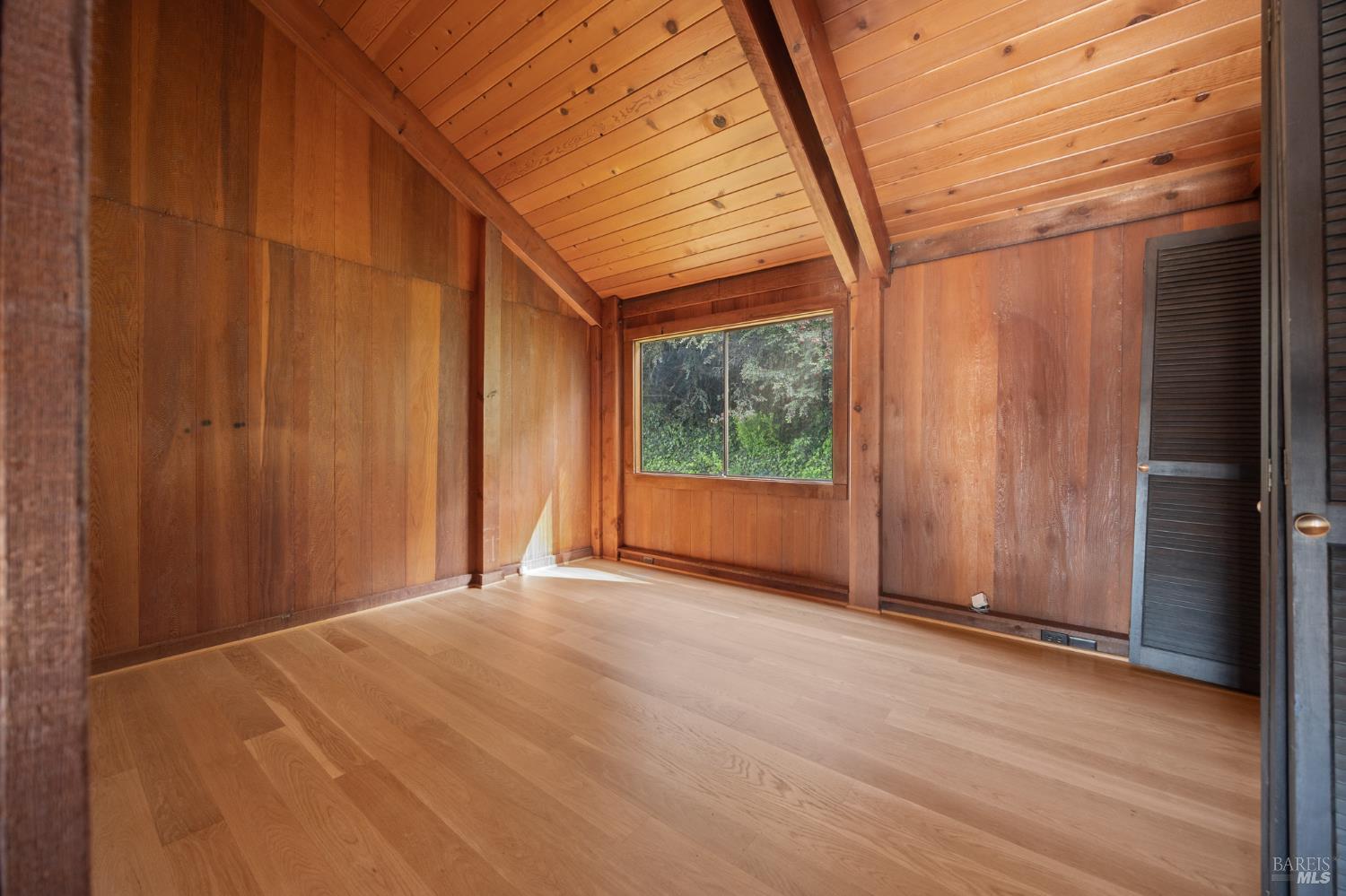 Detail Gallery Image 17 of 29 For 191 Buchanan Dr, Sausalito,  CA 94965 - 2 Beds | 1 Baths